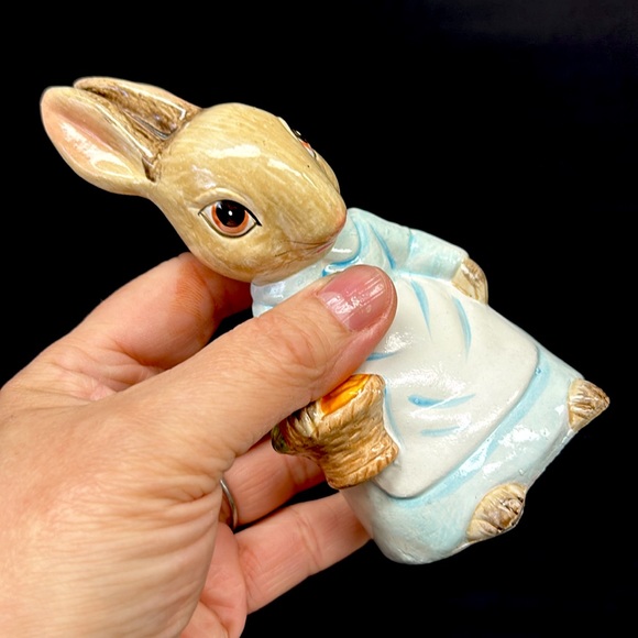Vintage anthropomorphic hand painted Mr&Mrs.Rabbit figurines - Picture 9 of 10